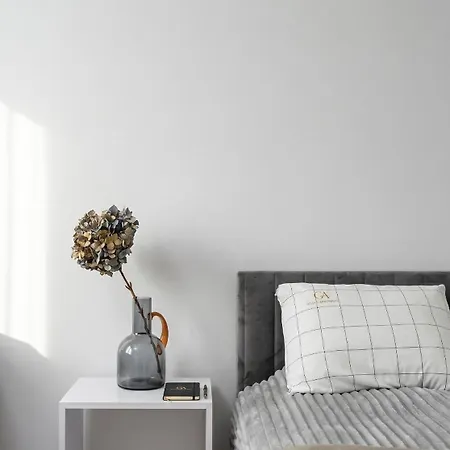 Urban Chic - Modern & Stylish, Aleja Solidarnosci