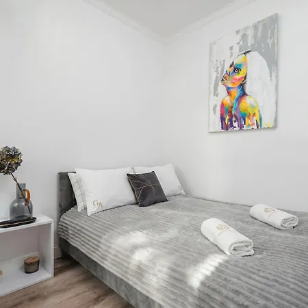 Urban Chic - Modern & Stylish, Aleja Solidarnosci *