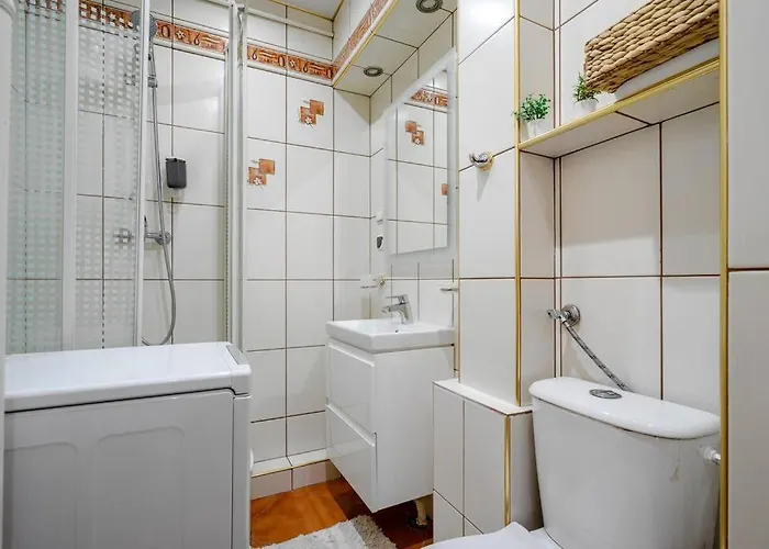 Urban Chic - Modern & Stylish, Aleja Solidarnosci Apartmán